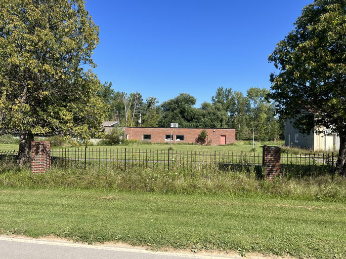 Shay Lake Motel (Cybs Hideaway Lounge) - Sept 4 2023 Photo (newer photo)